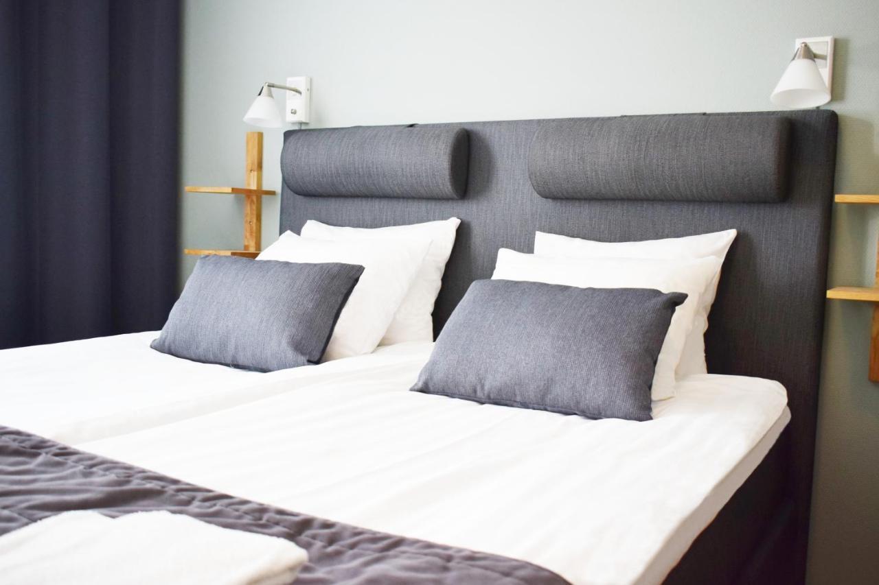 Hotell Gaestis Tierp ภายนอก รูปภาพ